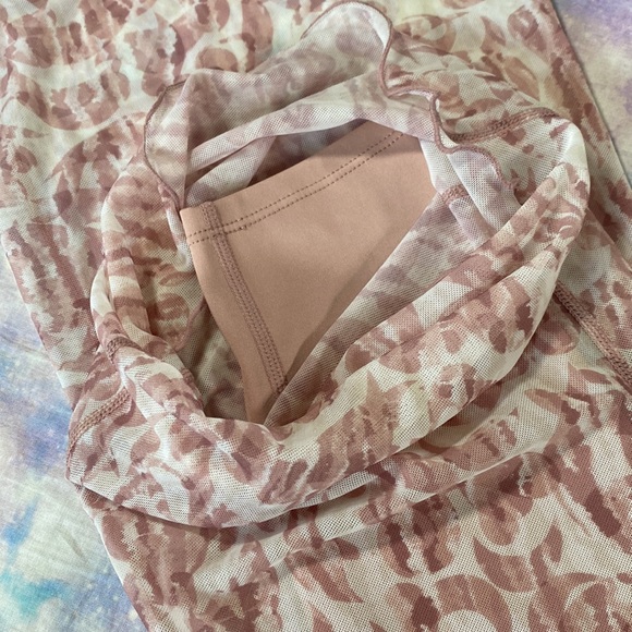 🧼[ Free People ] Movement See You Through Yoga Set in Blush - Picture 9 of 16